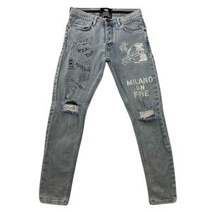 WR Wave Rider Jeans Wear Womens Size 30 Blue Distressed All Over Graffiti Print
